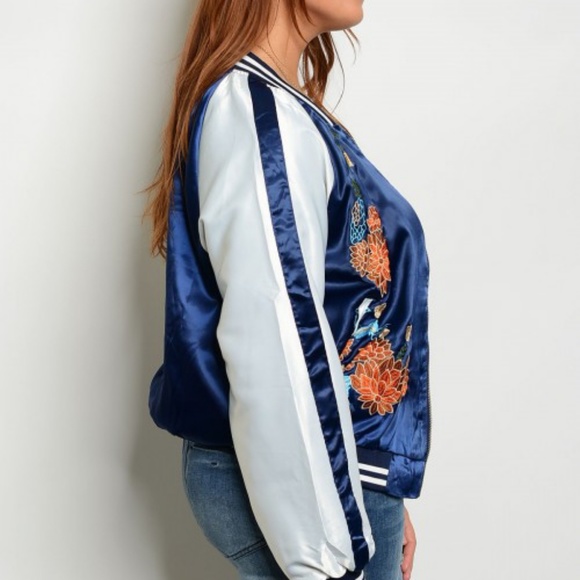 PLUS SIZE BLUE JACKET - Picture 2 of 6